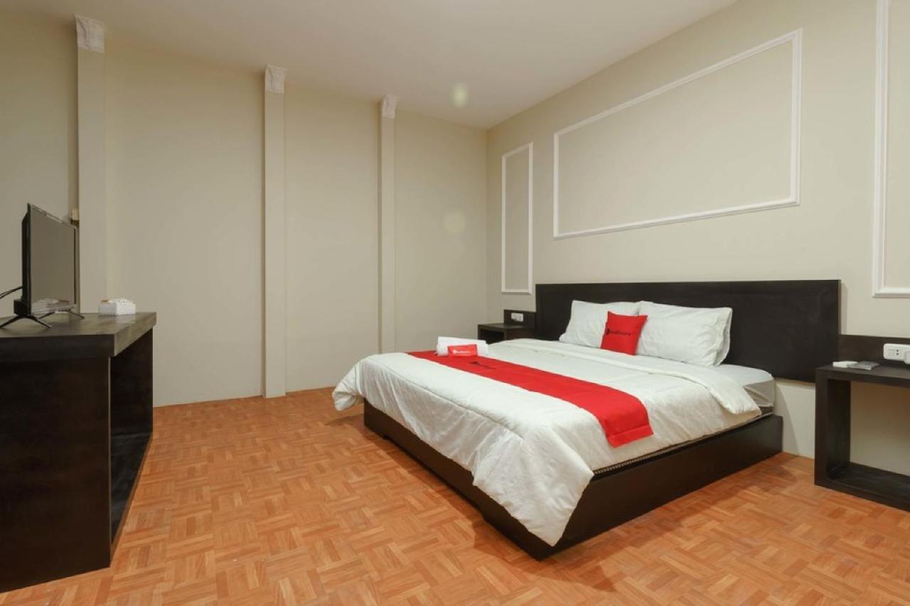 เรดดอร์ซ ชาเรียะฮ์ เนียร์ ซูซูยา มอลล์ บันดา อาเจะฮ์ 2 Hotel Geutieue ภายนอก รูปภาพ